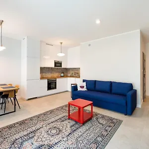 Apartament Royal Garden Wilanów, Warszawa